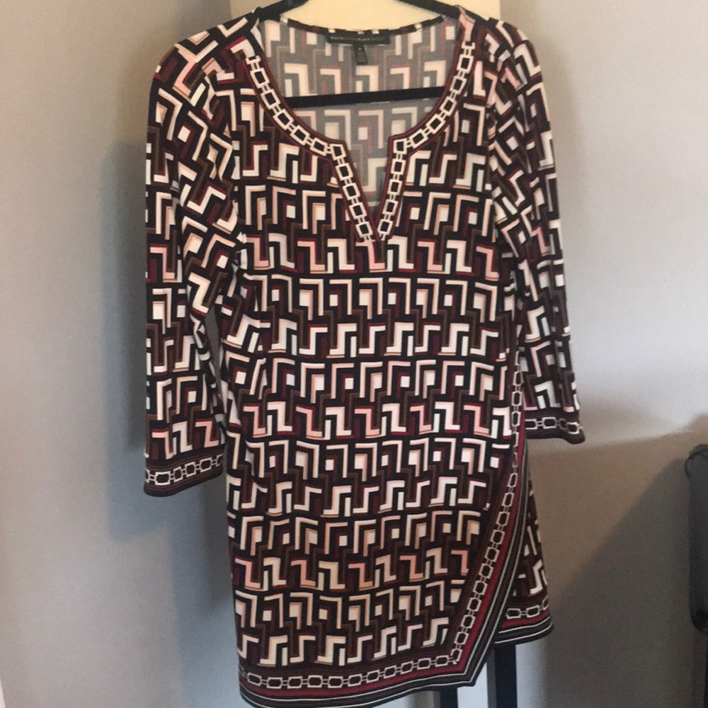 Geometric tunic top
